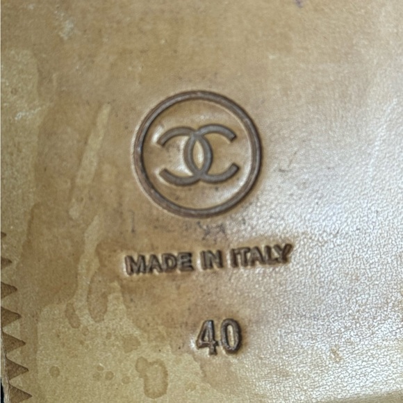 Chanel Brown Leather High Riding Boots - Iconic Elegance and Designer Luxury - Picture 6 of 8